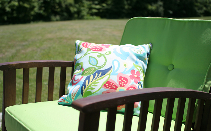 Outdoor Cushions Effectively, How To Wash Outdoor Cushion Covers